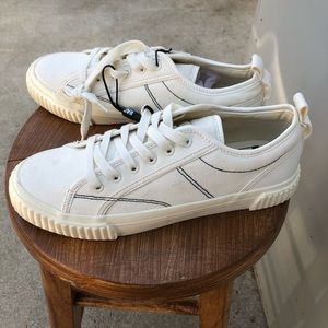 Zara white creme like canvas shoes